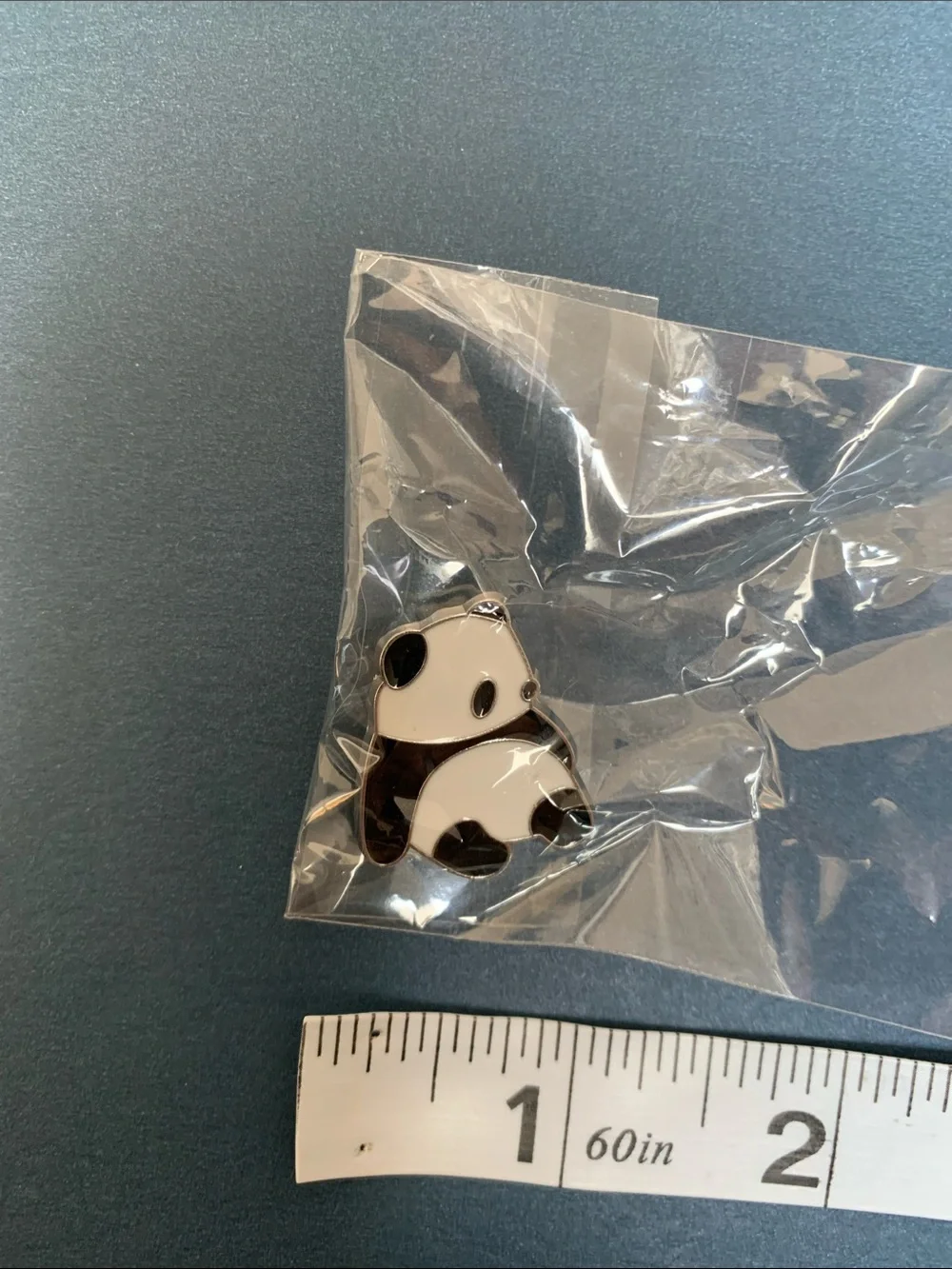 Elegant & Stylish Cute Panda Enamel Brooch Pin for Women. Brand new. Size: 1x1.5